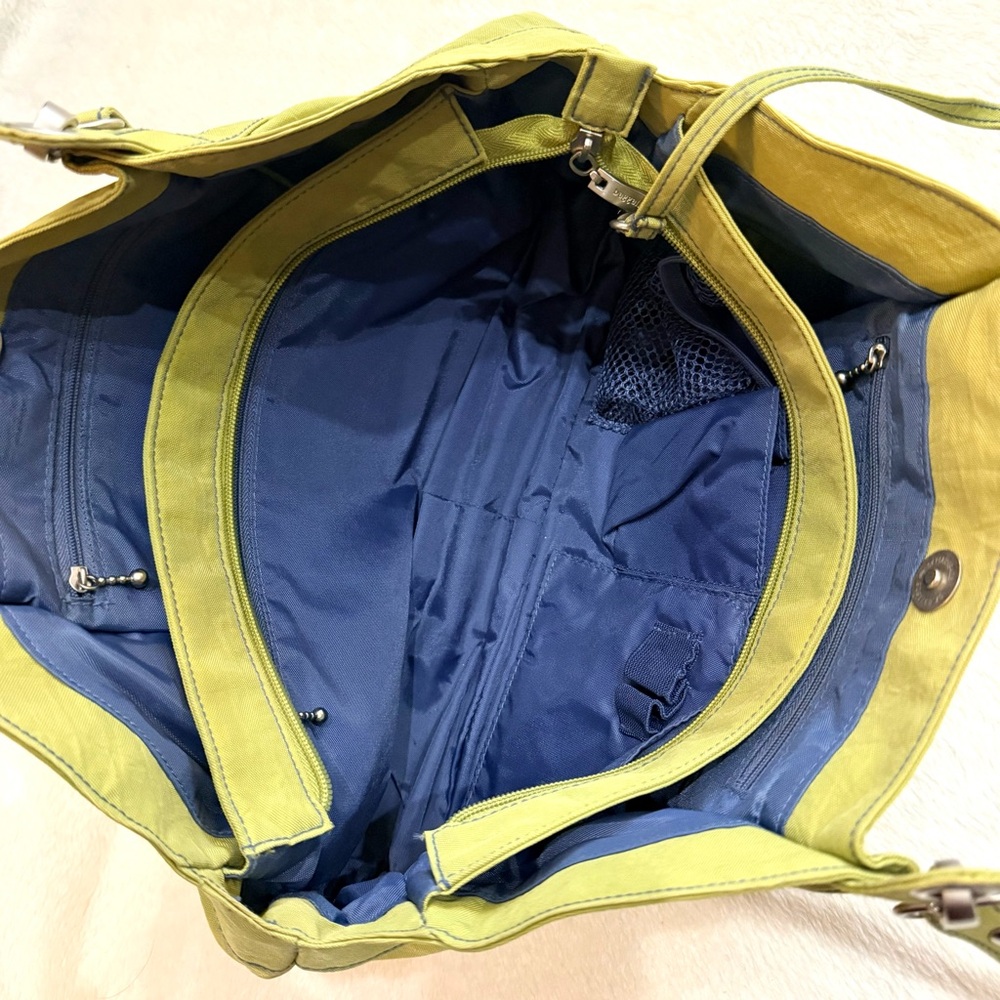 Baggalini Baby Hampton Nylon Shoulder Tote Bag Purse Travel - Picture 3 of 9